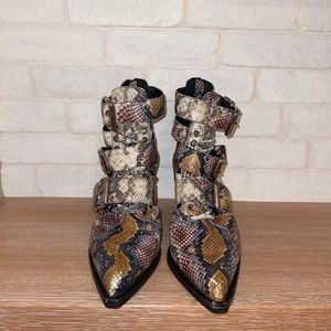 Jeffrey Campbell Caceres Bootie. MINT CONDITION